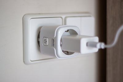 1460219|SMART-PLUG10 2